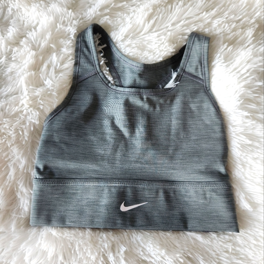 { Nike } Long Line Sports Bra 🩶